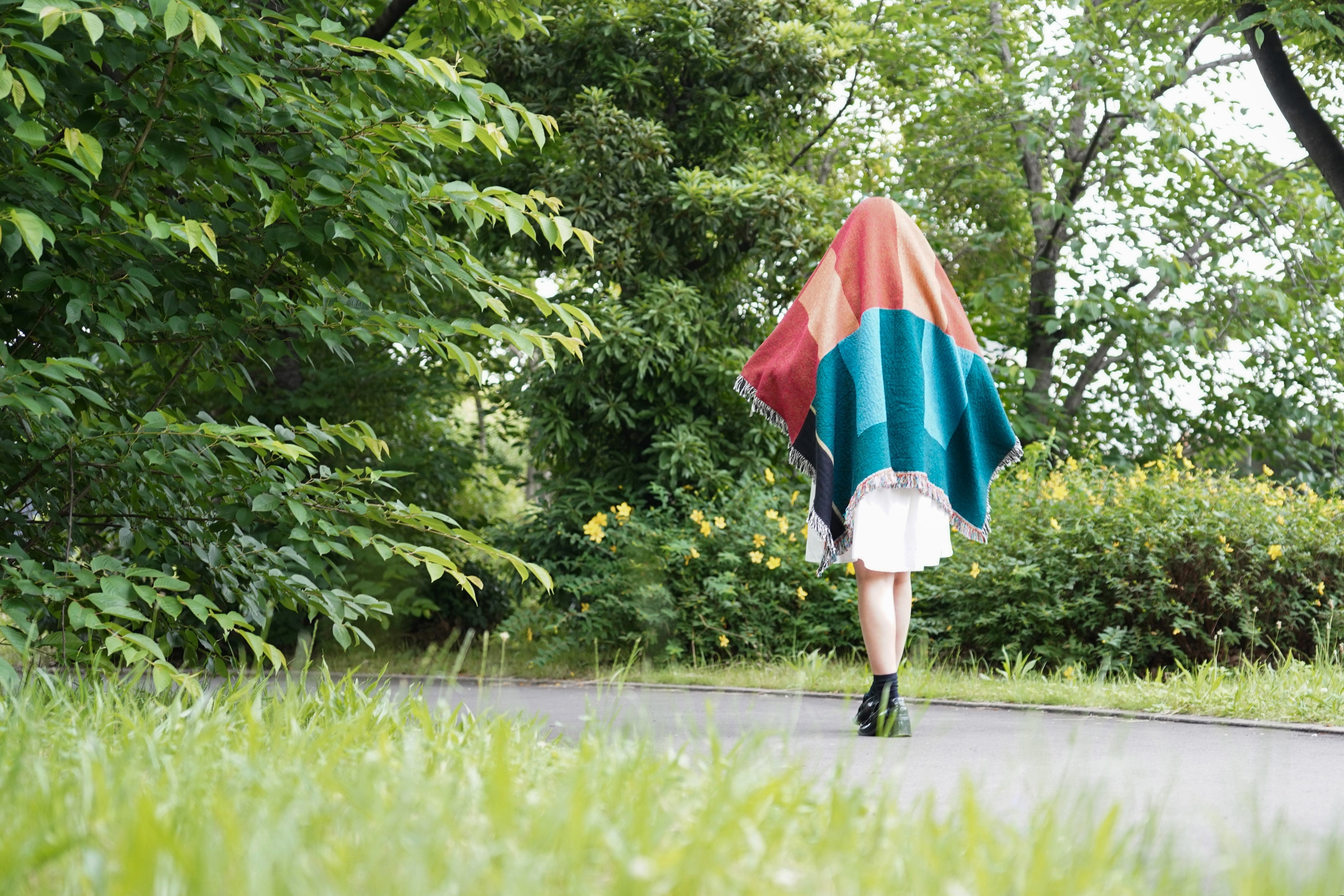 【大阪店スタッフ】Robyn A. Frank - SHARK ATTACK ONLINE SHOP