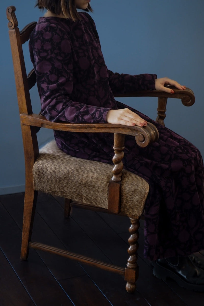 【千駄ヶ谷スタッフ】スタッフおすすめのダイニングチェア紹介 - SHARK ATTACK ONLINE SHOP