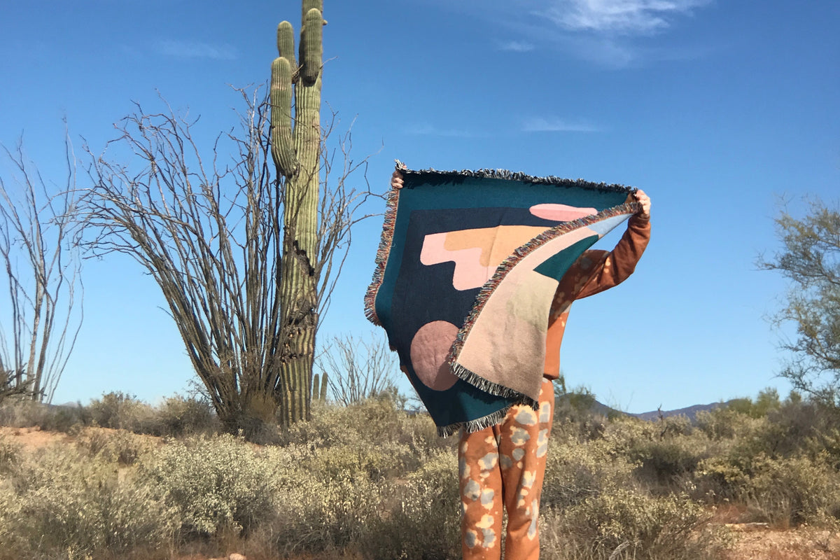 Robyn A. Frank - SHARK ATTACK ONLINE SHOP