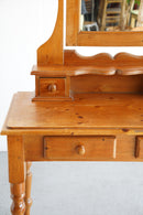 ライティング デスク/ドレッサー <br>France <br>大阪店 - ヴィンテージ SHARK ATTACK