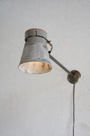 インダストリアル アイアン ウォールランプ<br>大阪店 - ヴィンテージ SHARK ATTACK