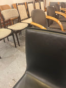 レザー ダイニングチェア <br>大阪店 - ヴィンテージ SHARK ATTACK