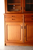 チークウッド カップボード/キャビネット<br>ヴィンテージ<br>大和店 - ヴィンテージ SHARK ATTACK