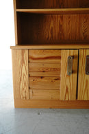 パインウッド カップボード/キャビネット<br>ヴィンテージ<br>cerote antiques - ヴィンテージ SHARK ATTACK