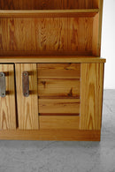 パインウッド カップボード/キャビネット<br>ヴィンテージ<br>cerote antiques - ヴィンテージ SHARK ATTACK