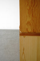 パインウッド カップボード/キャビネット<br>ヴィンテージ<br>cerote antiques - ヴィンテージ SHARK ATTACK