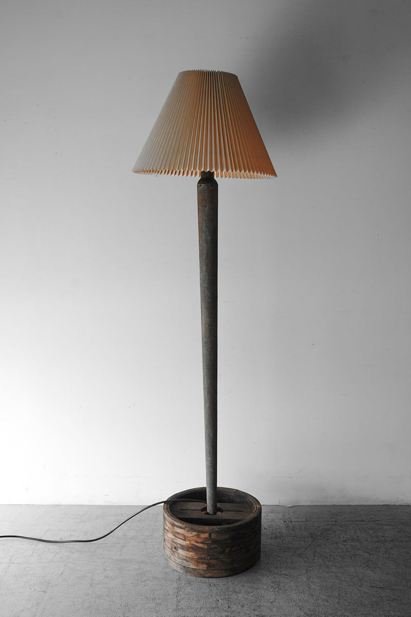 Wood base iron floor lamp vintage Sendagaya store
