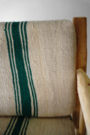 モロッコ ウッド×ファブリック アームチェア<br>大阪店 - ヴィンテージ SHARK ATTACK