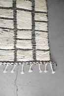 ベニワレンラグ 323×191(cm) <br>ceroteantiques - ヴィンテージ SHARK ATTACK