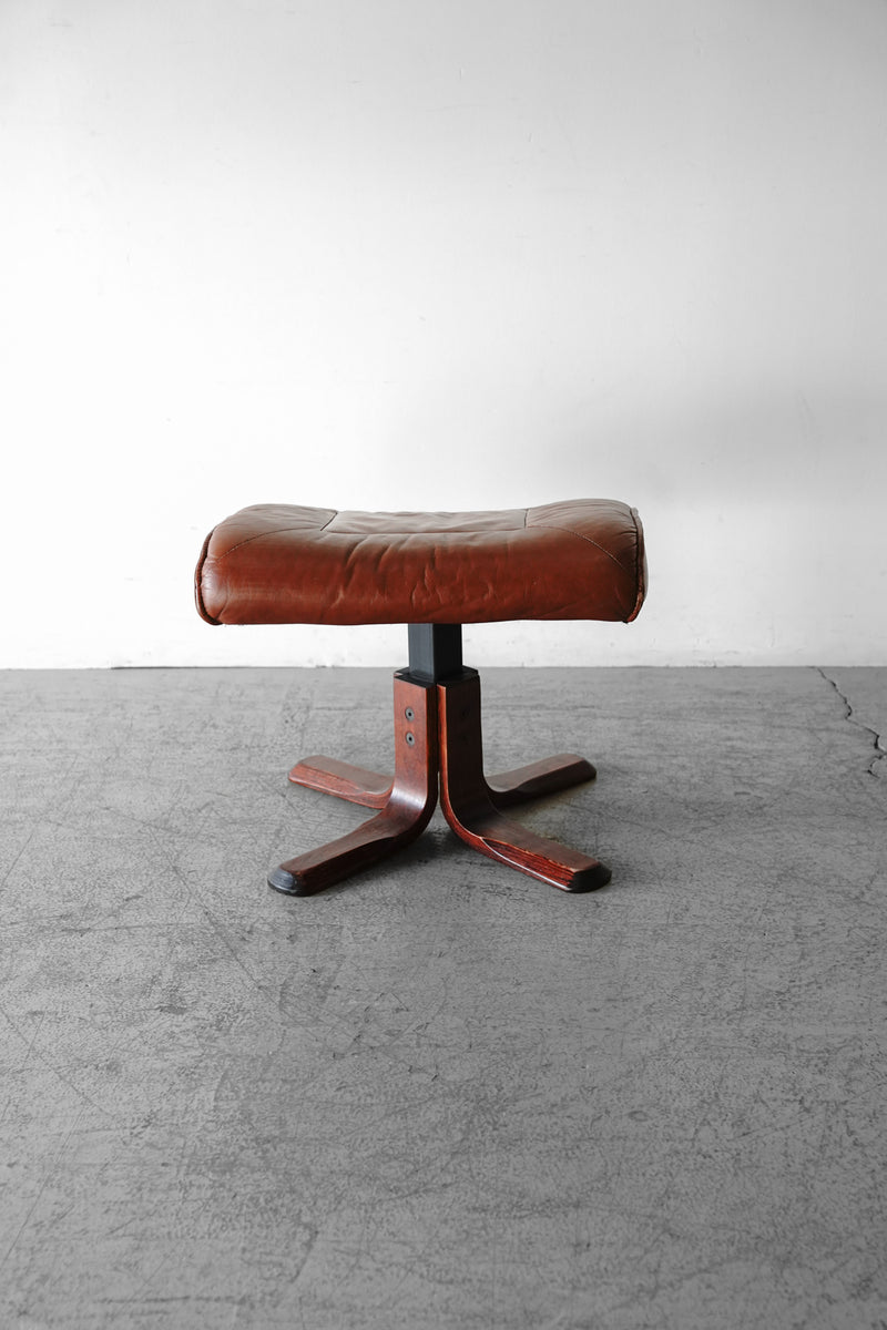 Leather ottoman/stool vintage<br> Yamato store