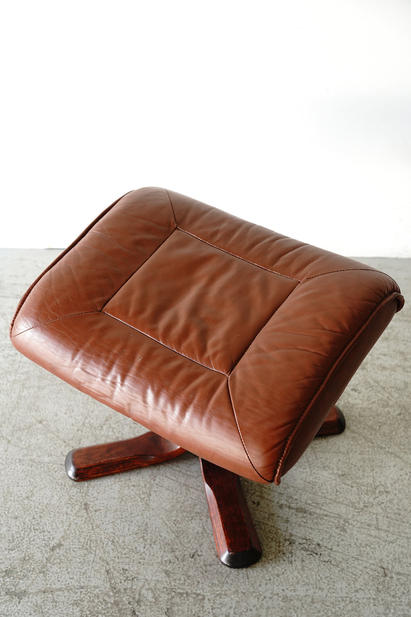 Leather ottoman/stool vintage<br> Yamato store