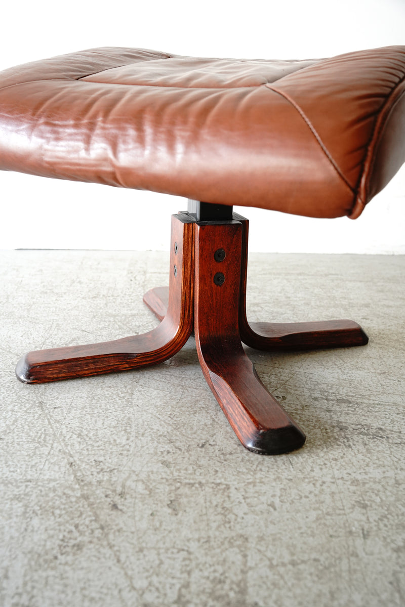 Leather ottoman/stool vintage<br> Yamato store