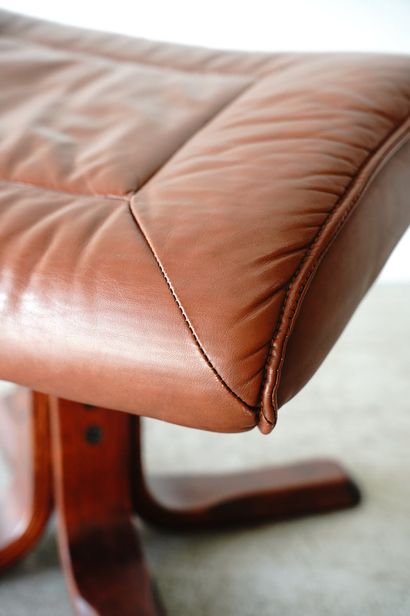 Leather ottoman/stool vintage<br> Yamato store