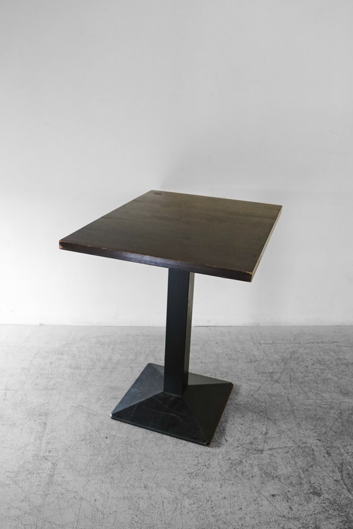 オークウッドテーブル天板　80.5×60 (cm)<br>ヴィンテージ<br>大和店 - ヴィンテージ SHARK ATTACK