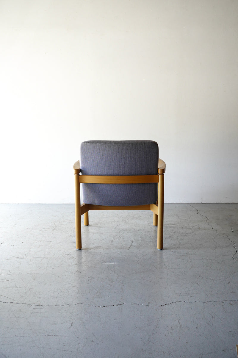 Kusch+Co Wood x Fabric Lounge Chair Vintage Osaka Store