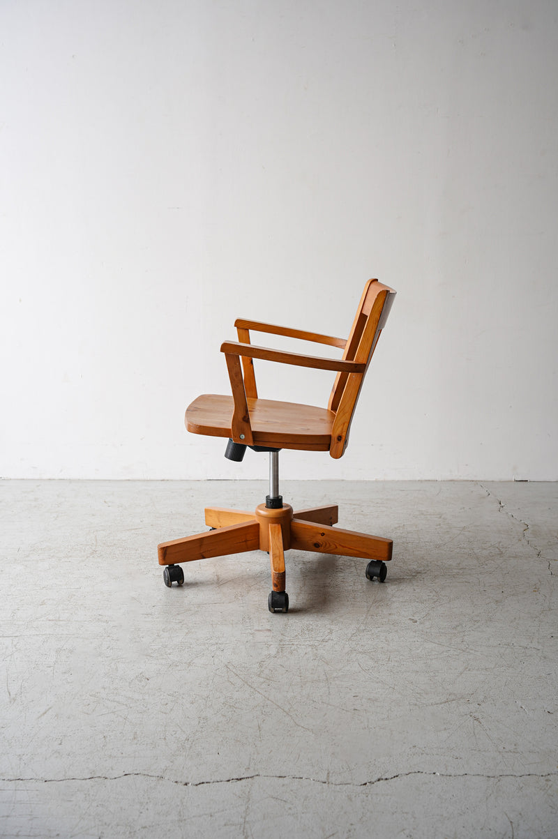 plywood school chair<br> vintage<br> Yamato store