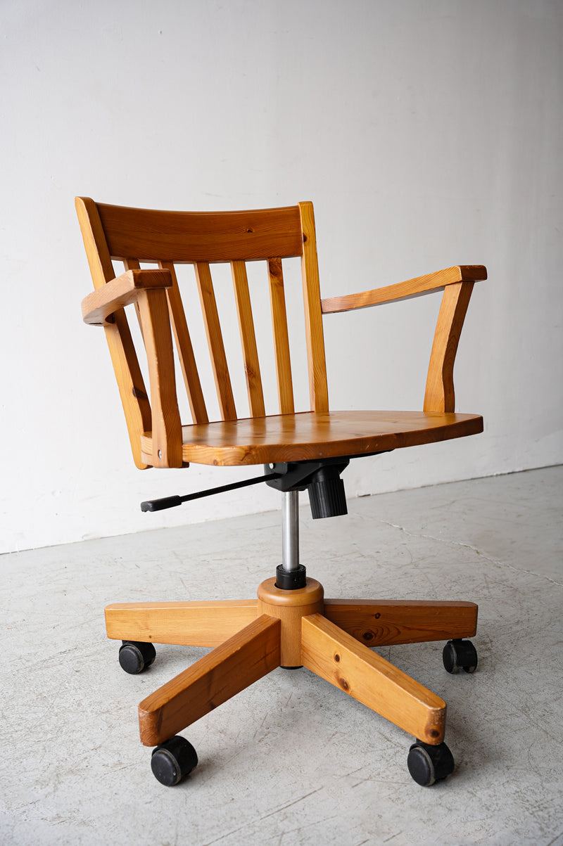 plywood school chair<br> vintage<br> Yamato store