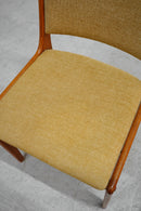 Uldum Møbelfabrik社製 ウッド×ファブリックチェア<br>ヴィンテージ<br>大和店 - ヴィンテージ SHARK ATTACK