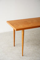 チーク ウッドサイドテーブル<br>ヴィンテージ<br>大阪店 - ヴィンテージ SHARK ATTACK