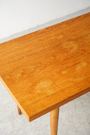 チーク ウッドサイドテーブル<br>ヴィンテージ<br>大阪店 - ヴィンテージ SHARK ATTACK