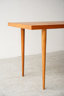 チーク ウッドサイドテーブル<br>ヴィンテージ<br>大阪店 - ヴィンテージ SHARK ATTACK