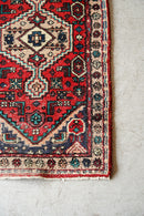 トライバルラグ 142.5×75 (cm) <br>ヴィンテージ<br>大阪店 - ヴィンテージ SHARK ATTACK