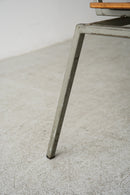 プライウッド スタッキングチェア <br>大阪店 - ヴィンテージ SHARK ATTACK