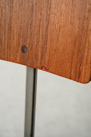 プライウッド スタッキングチェア <br>大阪店 - ヴィンテージ SHARK ATTACK