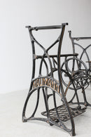 アイアン テーブルレッグ <br>ヴィンテージ<br>大和店 - ヴィンテージ SHARK ATTACK