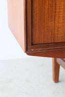 チークウッド サイドボード <br>ヴィンテージ <br>大和店 - ヴィンテージ SHARK ATTACK