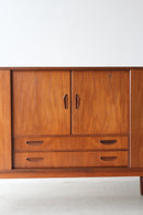 チークウッド サイドボード <br>ヴィンテージ <br>大和店 - ヴィンテージ SHARK ATTACK