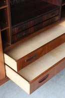 チークウッド サイドボード <br>ヴィンテージ <br>大和店 - ヴィンテージ SHARK ATTACK