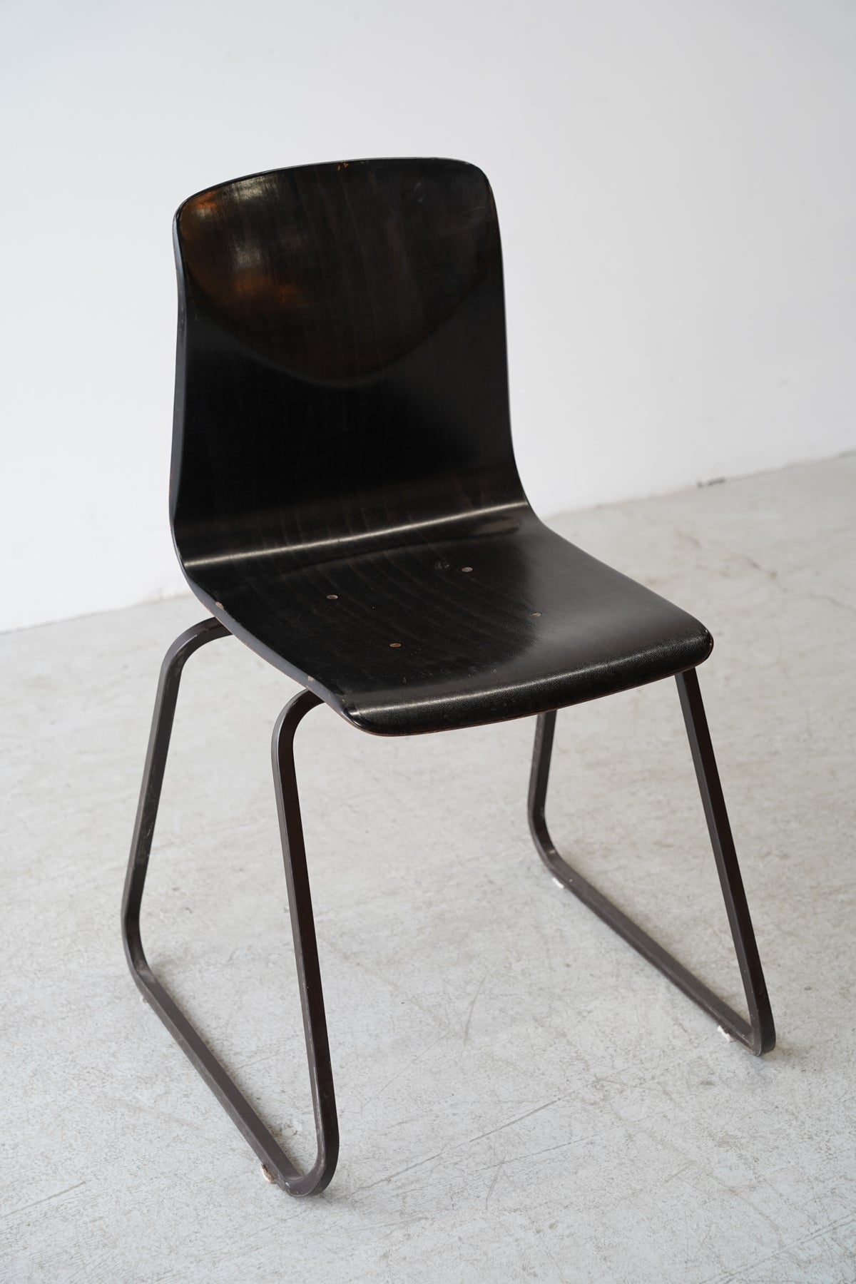 GALVANITAS <br>スタッキングチェア <br>1960’s , Netherlands <br>大和店・cerote antiques・TAMAGAWA BASE - ヴィンテージ SHARK ATTACK