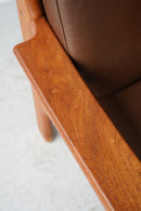 レザー 2シーター ソファ<br>大阪店 - ヴィンテージ SHARK ATTACK