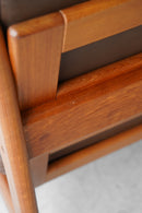 レザー 2シーター ソファ<br>大阪店 - ヴィンテージ SHARK ATTACK