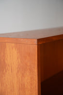 チークウッド ブックシェルフ<br>大阪店 - ヴィンテージ SHARK ATTACK