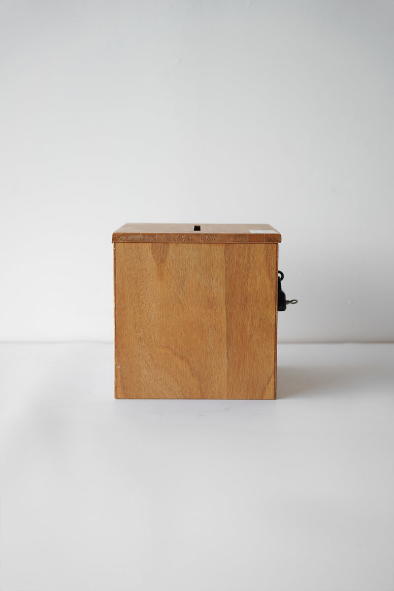 ドネーションボックス<br>大和店、大阪店 - ヴィンテージ SHARK ATTACK