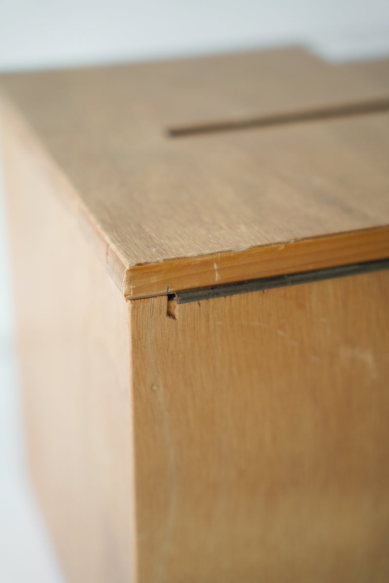 ドネーションボックス<br>大和店、大阪店 - ヴィンテージ SHARK ATTACK