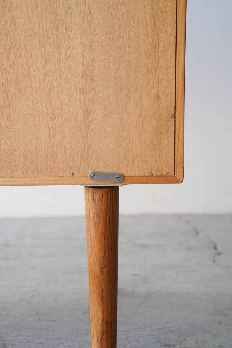 Karl Andersson & Soner,Borge Mogensen<br>オークウッド ブックシェルフ<br>1970s-1980s , Sweden<br>TAMAGAWA - ヴィンテージ SHARK ATTACK