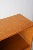 オークウッド ブックシェルフ<br>大和店 - ヴィンテージ SHARK ATTACK