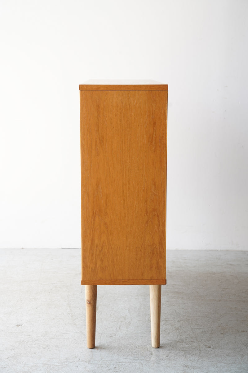 オークウッド ブックシェルフ<br>大和店 - ヴィンテージ SHARK ATTACK