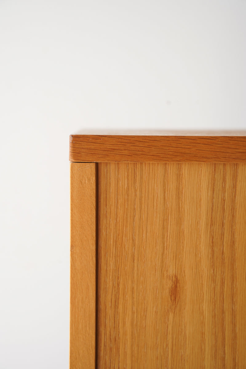 オークウッド ブックシェルフ<br>大和店 - ヴィンテージ SHARK ATTACK