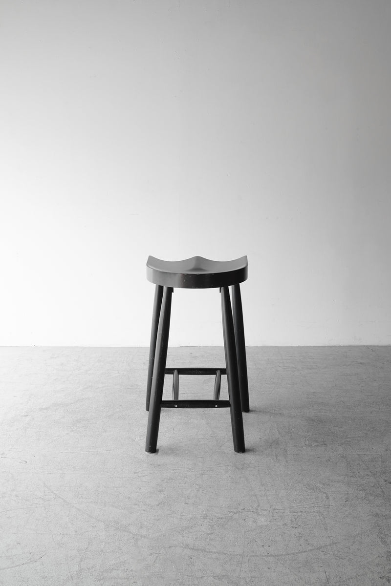 ウッド スツール <br>大和店 - ヴィンテージ SHARK ATTACK