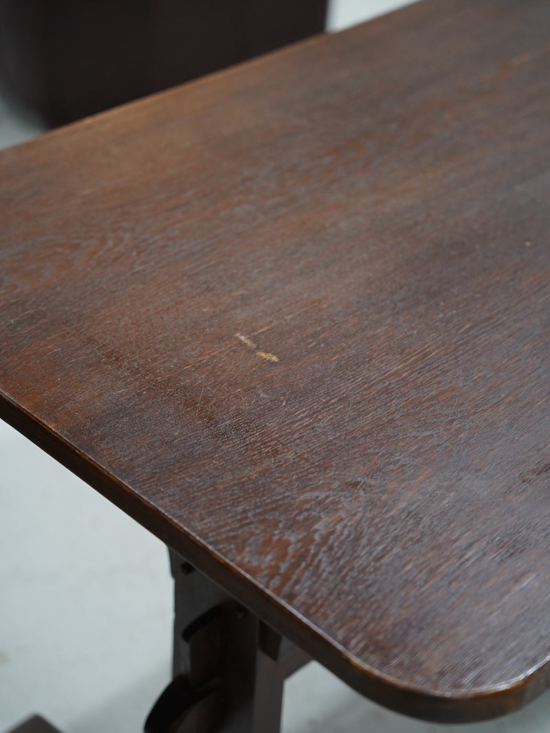 ウッド ダイニングテーブル<br>大和店 - ヴィンテージ SHARK ATTACK