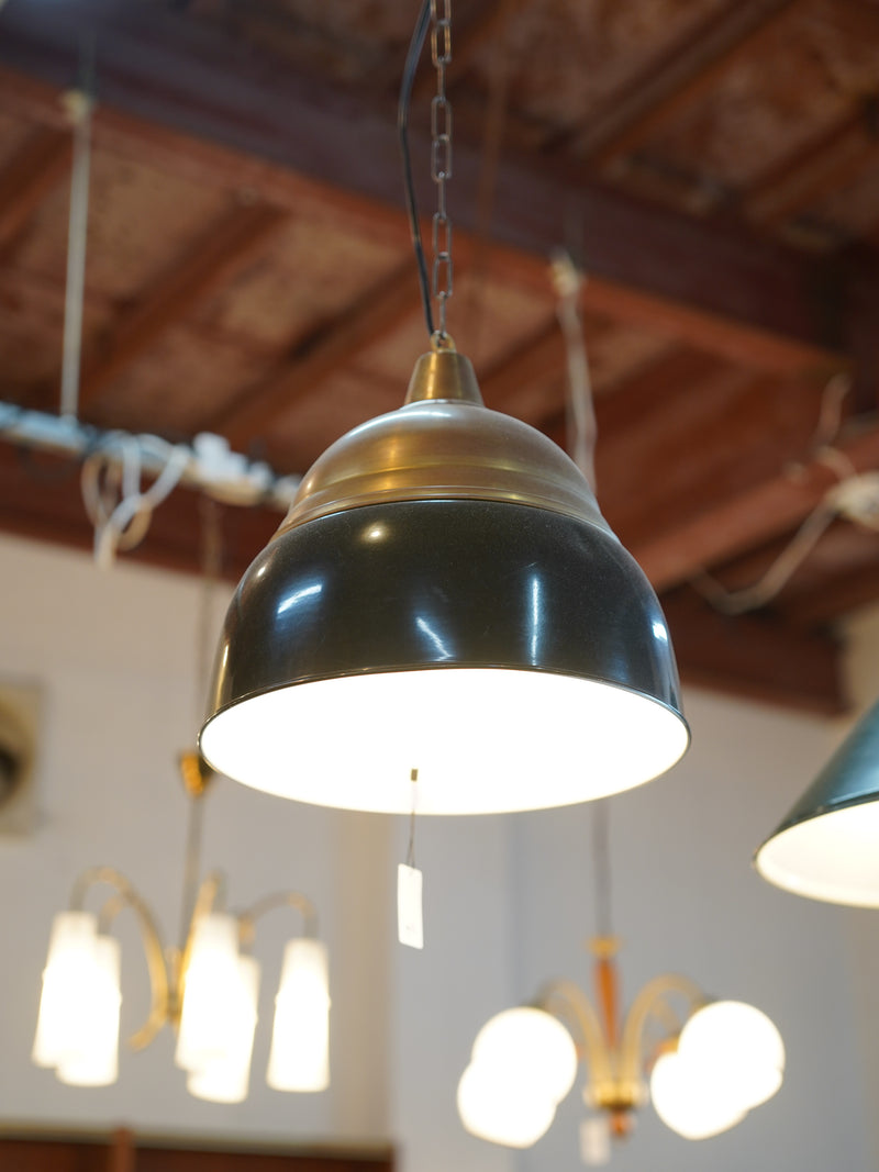 ペンダントランプ <br> 大和店 - ヴィンテージ SHARK ATTACK