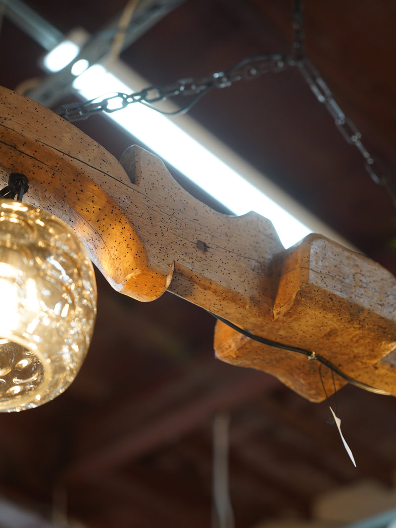 2灯シャンデリア <br> 大和店 - ヴィンテージ SHARK ATTACK