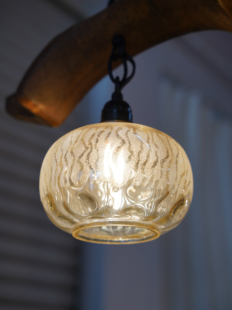 2灯シャンデリア <br> 大和店 - ヴィンテージ SHARK ATTACK