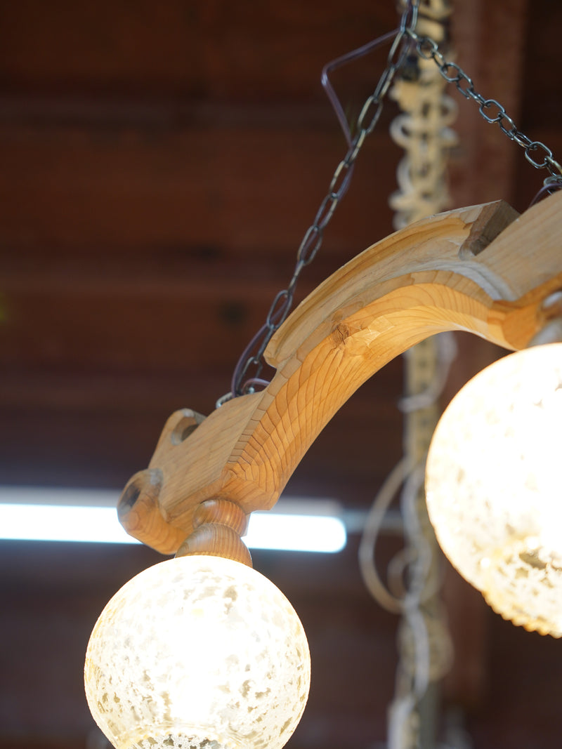 2灯シャンデリア <br> 大和店 - ヴィンテージ SHARK ATTACK