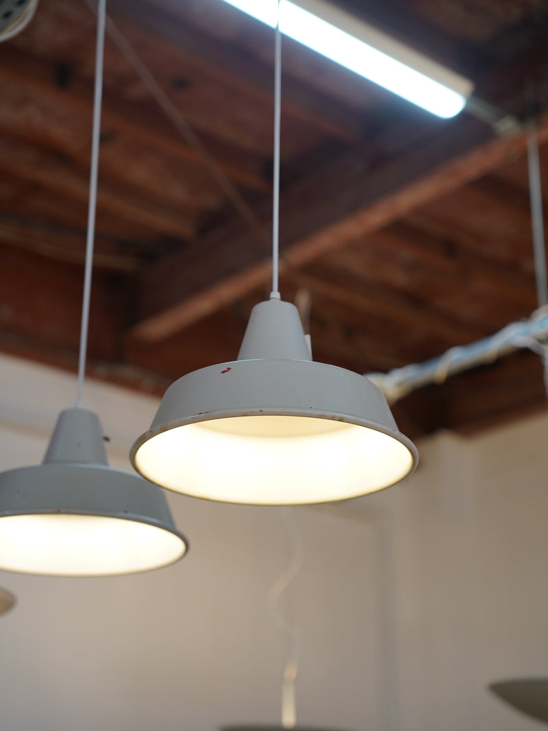 ペンダントランプ <br> 大和店 - ヴィンテージ SHARK ATTACK