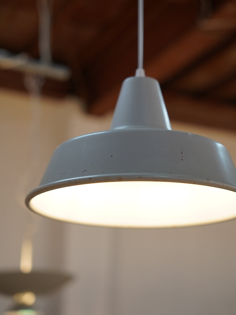 ペンダントランプ <br> 大和店 - ヴィンテージ SHARK ATTACK